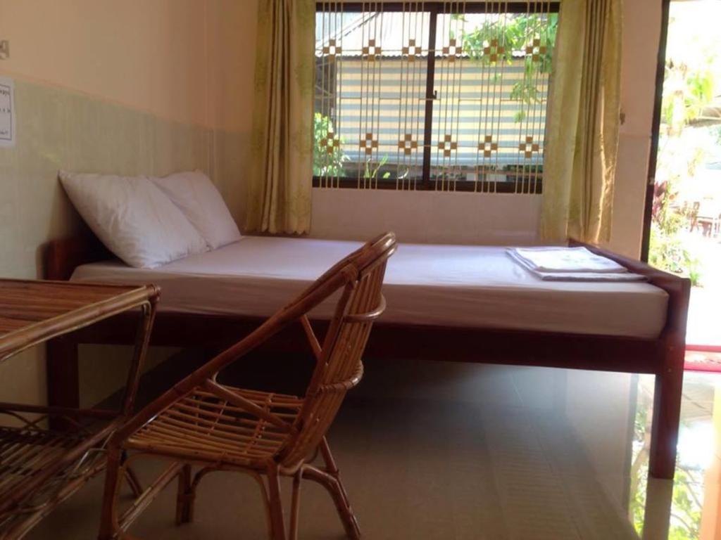 Ta Eng Guesthouse Kampot Ngoại thất bức ảnh